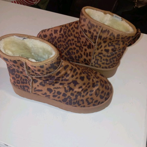 Sinsay ankle boots No40 new leopard print with inner fur