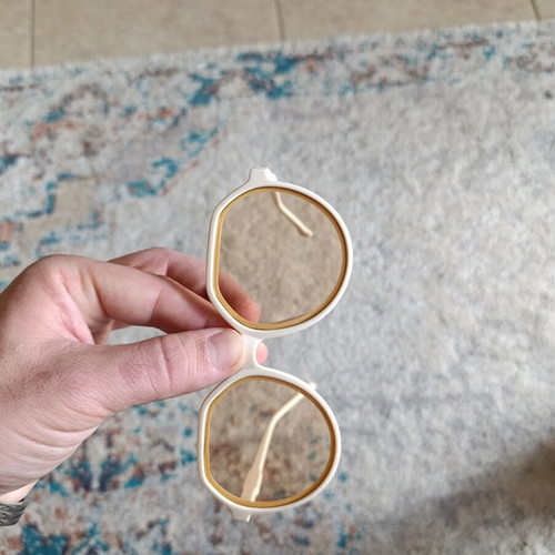 Women's sunglasses beige like new