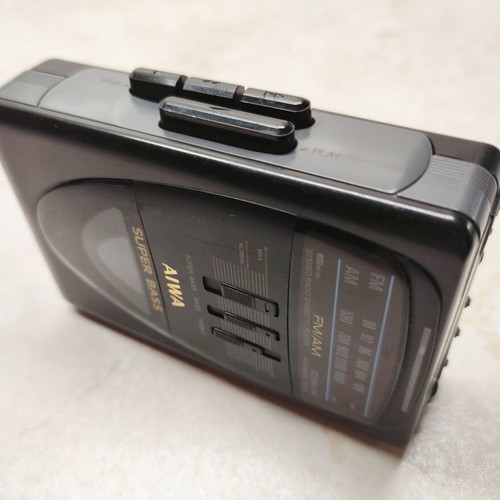 AIWA HS-T11 Walkman Super Bass cassette player used, vintage Japan