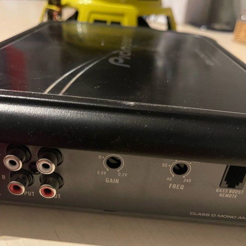 Pioneer Car Amplifier 1 Channel GM-D8701 like new