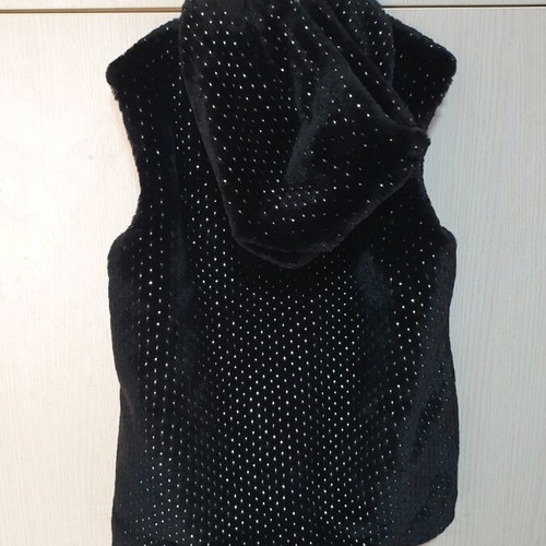 Evita sleeveless jacket new for 12-year-old girls black