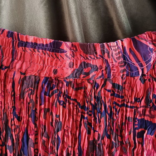 Vintage printed pleated boho accordion style skirt used, blue and brown