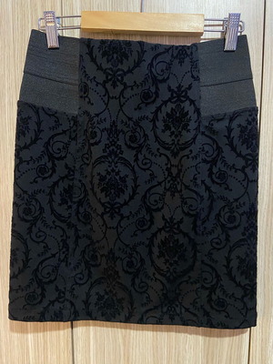 Gothic mini skirt like new, velvet embossed patterns, black