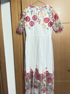 Airy dress new with organza and lace details