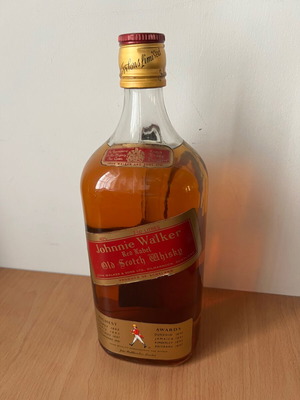 Johnny Walker κανάτα ουίσκι 2lt σφραγισμένη σαν καινούργια