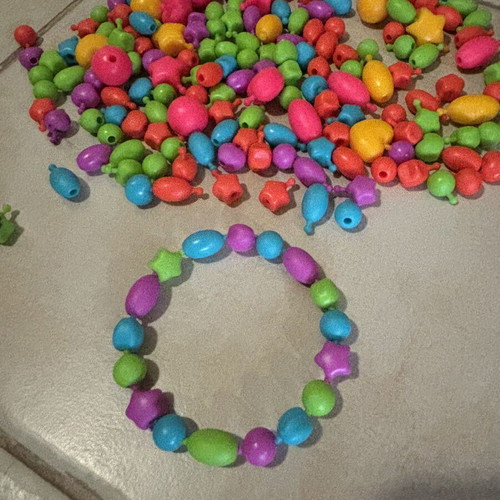 Vintage 90s Style Pop Beads Set like new, colorful craft beads