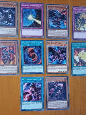 Yu Gi Oh! pack of 10 cards in excellent condition