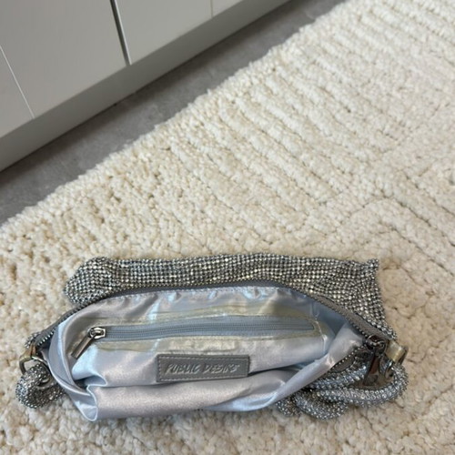 Silver handbag like new