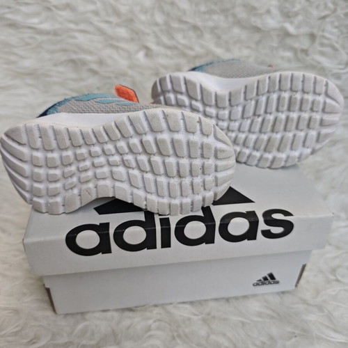 Adidas baby shoes size 19 like new