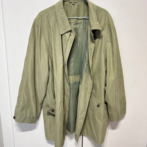 Women's pistachio trench coat like new