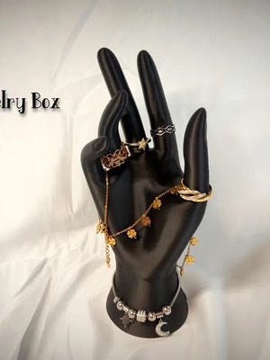 Jewellery Hand jewelry holder new, black or multicolor