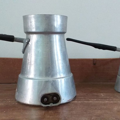 Collectible kettles used Kaza 500W and Rex 250W set
