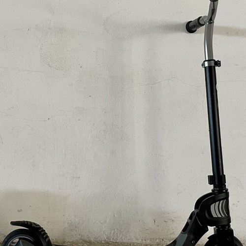 Globber Foldable Flow Scooter used, max load 100kg, ages 7+