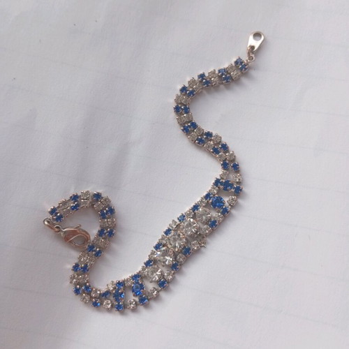 Venetian bracelet like new with white and blue crystals