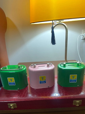 Metal piggybanks TT new condition