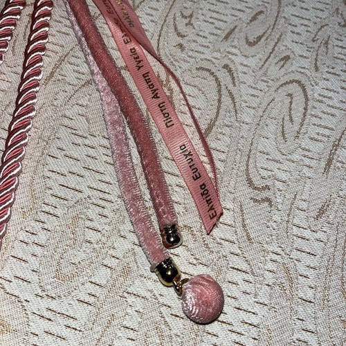 Pink velvet charm new