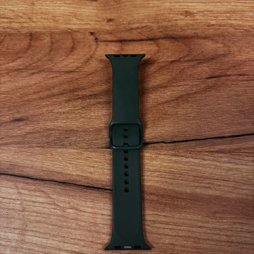 Apple Watch 45mm straps like new, yellow and khaki