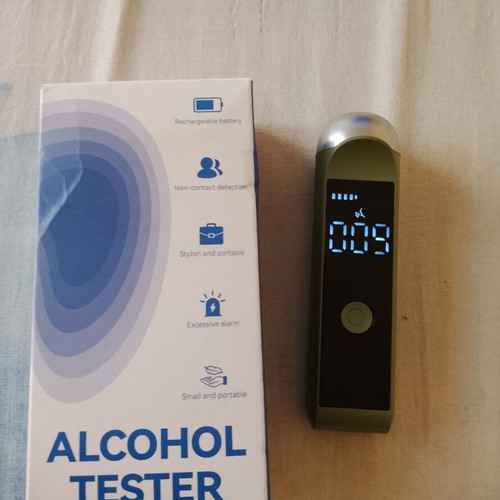 Alcohol tester with charger new