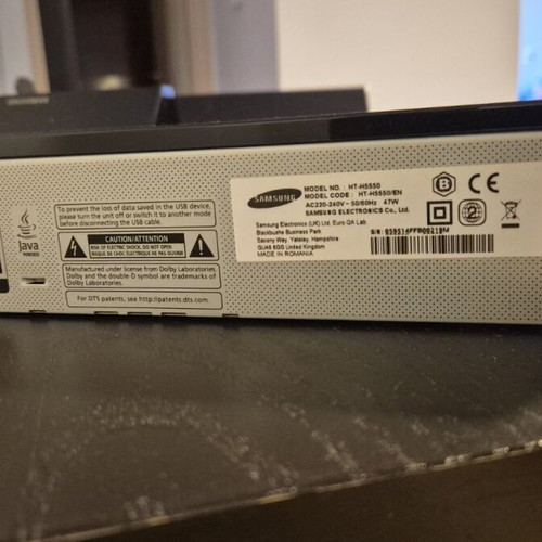 Samsung HT-H5550 Home Cinema 5.1 system like new with 3D Blu-ray player