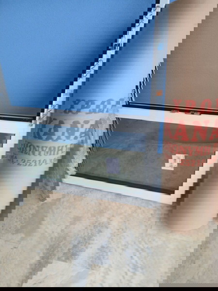 Παράθυρο αλουμινίου με θερμόδιακοπή