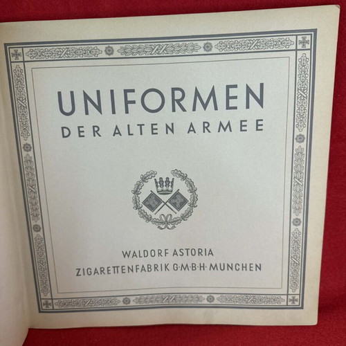 Collectible album Uniformen der alten Armee – Waldorf Astoria used