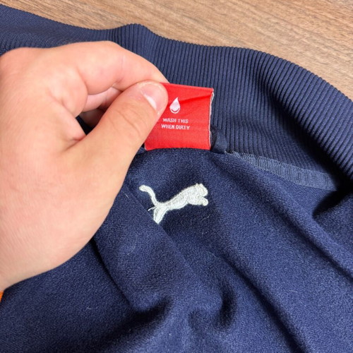 Puma Sport Lifestyle jacket blue size L like new