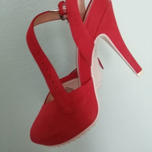 Nine West sandals new, coral, size 41, 10.5 cm heel
