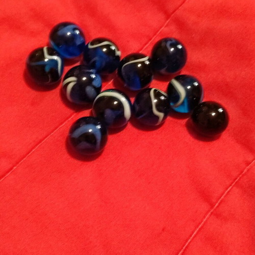 Marbles like new, set of 156 with 21 different types