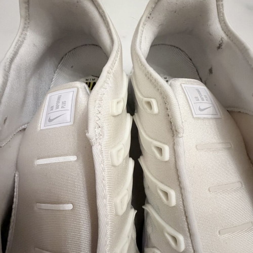 Nike Air Vapor Max Plus sneakers size 44 used, white