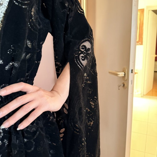 Nidodileda limited edition wrap dress set like new, black and gold