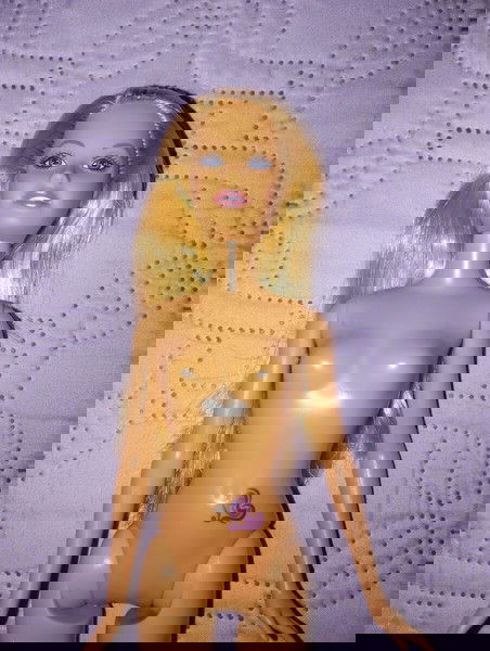 Barbie Beach Fun heart tattoo (2006)