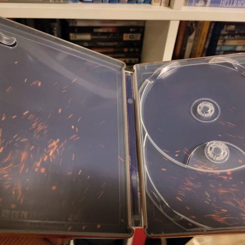 Terminator Genisys Rare Orange Steelbook Blu-Ray like new