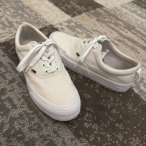 Tommy Hilfiger men's shoes size 43, like new, white
