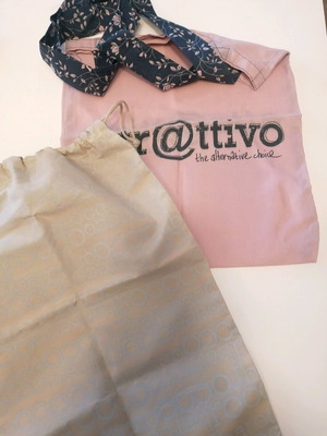 Rocco Barocco dust bag and Attrattivo book bag like new set
