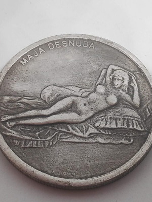 Collectible Leonardo Da Vinci Maja Desnuda medal like new