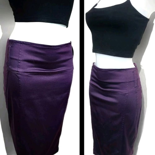 Paranoia semi pencil skirt like new, size S, purple