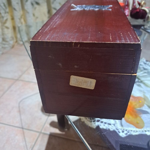 Chivas Regal wooden box like new