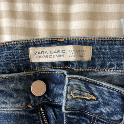 Zara jeans size 38 used, blue