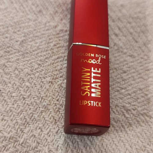 Golden Rose Mood Satiny Matte Lipstick new