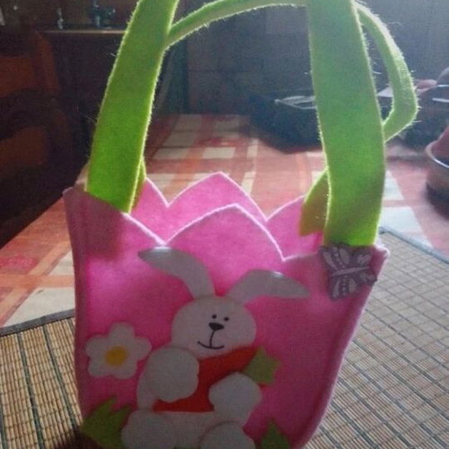 Easter decorative basket bag in excellent condition