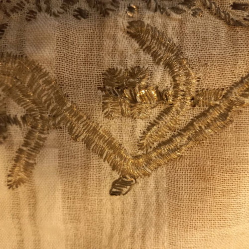 Soufli silk tsevres used with gold thread
