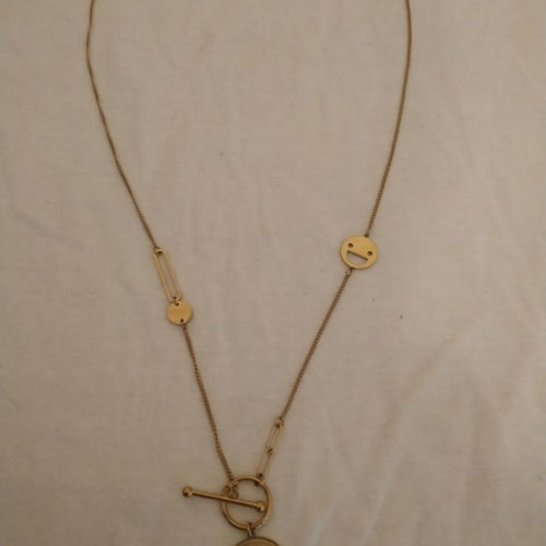 Long necklace pendant