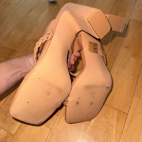 Sandals size 38 new, beige and brown platform style