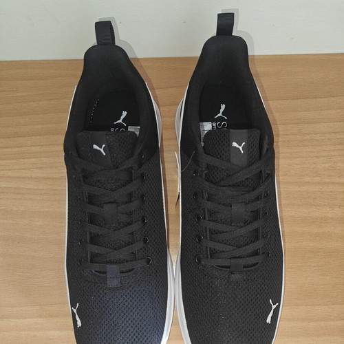 Puma Anzarun Lite running shoes new, size 44, black and white