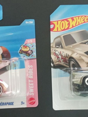 Hot Wheels Donut Drifter και Mazda RX-7 μεταλλικά αυτοκινητάκια, πακέτο 2