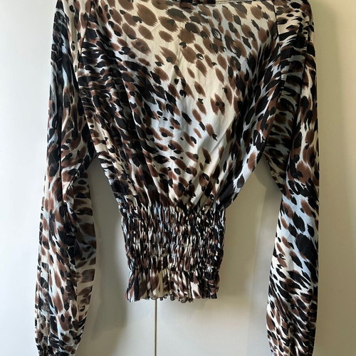 Leopard Print Mesh Top CAM like new, vintage style