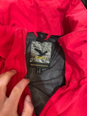 Salewa Windstopper men's jacket like new, size L, red