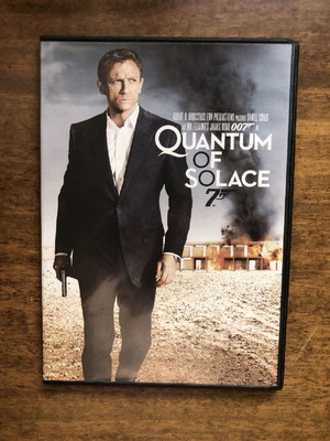 DVD Quantum of Solace μεταχειρισμένο με πλαστική θήκη από εφημερίδα