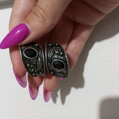 Ring used black impressive in excellent condition