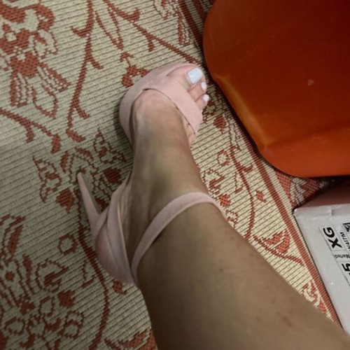 Sante nude pink sandals size 40